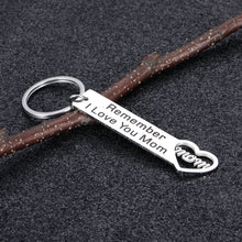 Load image into Gallery viewer, Mothers Day Gifts Keychain for Mom from Daughter Son Birthday Christmas Wedding for Mother Mama Appreciation Thanksgiving Key Ring for Mummy Step Mom Mother of The Bride Present