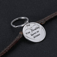 Load image into Gallery viewer, Friendship Gift Best Friend Keychain for Women Men True Friendship Knows No Distance Graduation Birthday Long Distance Keychain for Teen Girls BFF Besties Farewell Going Away Presents