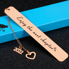 Load image into Gallery viewer, 2022 Graduation Bookmark Gift for Book Lover Inspirational Birthday Retirement Christmas Stocking Stuffers Gift for Women Men Boys Girls Senior Coworker Leaving Promotion New Dad Mom Gift Rose Gold