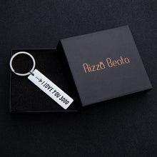 Load image into Gallery viewer, I Love You 3000 Keychain Gifts for Son Daughter Mom Dad Iron Man Gift 2020 Graduation Birthday for Boyfriend Girlfriend Marvel Avenger Fans Valentine Mothers Fathers Day Gift for Women Men