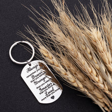 Load image into Gallery viewer, Inspirational Graduation Gifts Keychain for Women Men Class of 2020 Always Remember You Are Braver Stronger Smarter And Loved Key Chain Gift for Daughter Son Graduates Birthday Present for Him Her