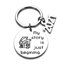 Load image into Gallery viewer, Graduation Gifts Keychain for Him Her Students Masters Class of 2021 Inspirational College Middle High School Graduates Gifts for Friends Daughter Son Nurses Senior Grads Christmas Gift for Boys Girls